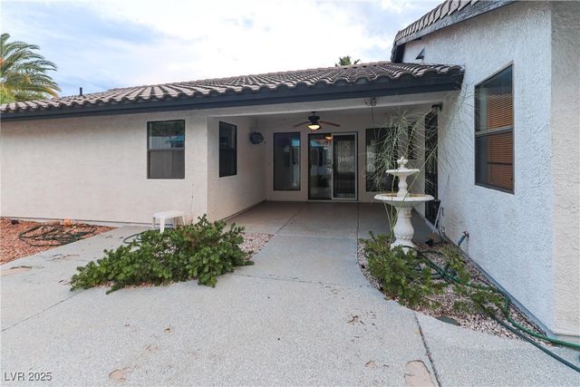 935 Vista Lago Way, Boulder City, NV 89005