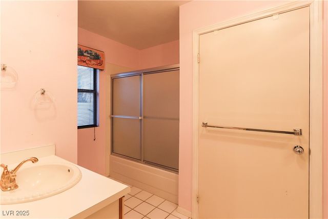 935 Vista Lago Way, Boulder City, NV 89005