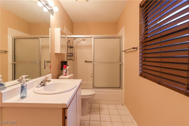 935 Vista Lago Way, Boulder City, NV 89005