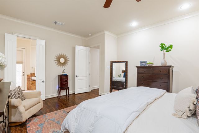 1213 Virginia Place, Fort Worth, TX 76107