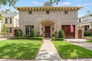 1213 Virginia Place, Fort Worth, TX 76107