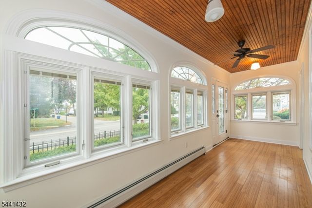 69 W Hanover Ave, Morris Plains Boro, NJ 07950
