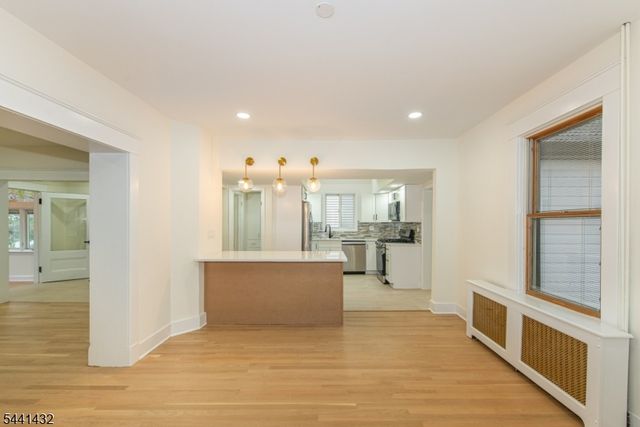 69 W Hanover Ave, Morris Plains Boro, NJ 07950