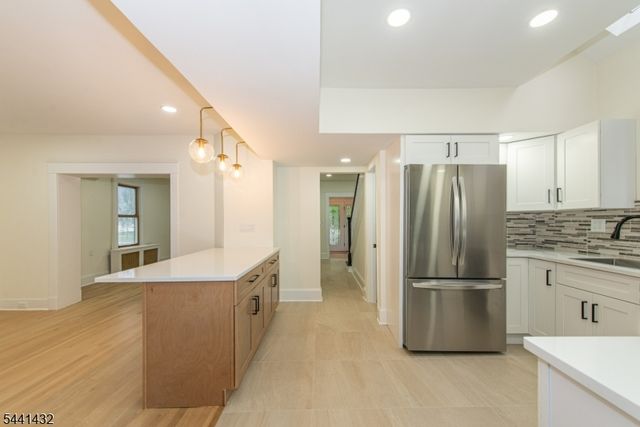 69 W Hanover Ave, Morris Plains Boro, NJ 07950