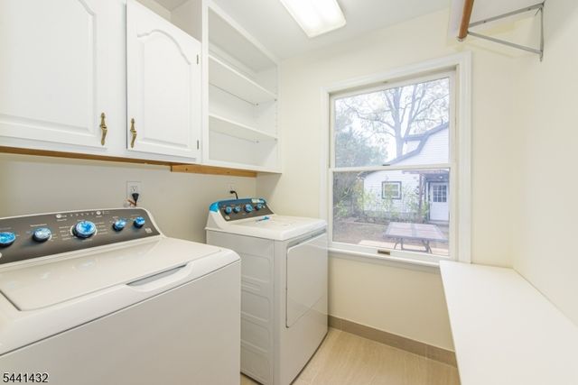 69 W Hanover Ave, Morris Plains Boro, NJ 07950