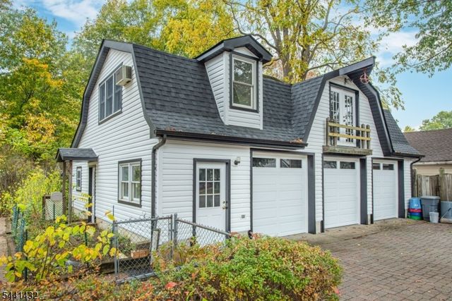 69 W Hanover Ave, Morris Plains Boro, NJ 07950