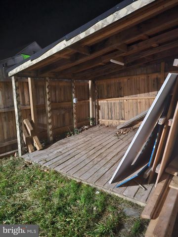 214 N EAST LN, Winchester, VA 22601