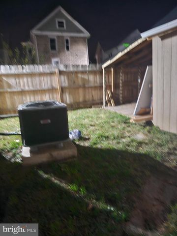 214 N EAST LN, Winchester, VA 22601