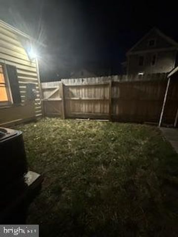 214 N EAST LN, Winchester, VA 22601