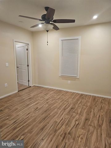 214 N EAST LN, Winchester, VA 22601