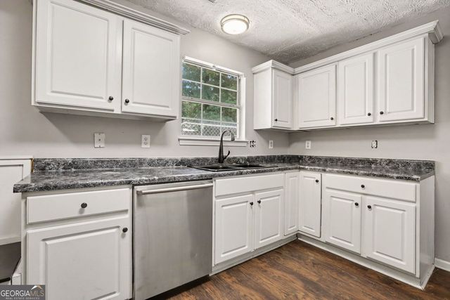 4394 Cross Lane, Decatur, GA 30035