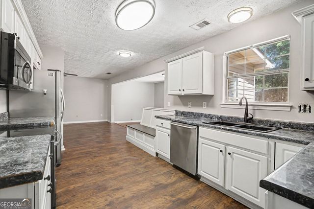 4394 Cross Lane, Decatur, GA 30035