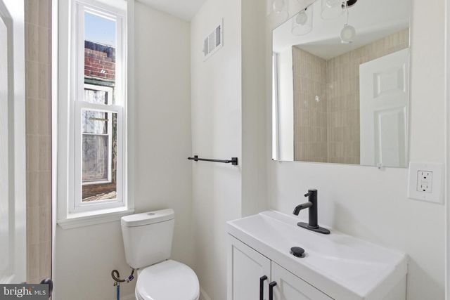 3727 N 8TH ST, Philadelphia, PA 19140