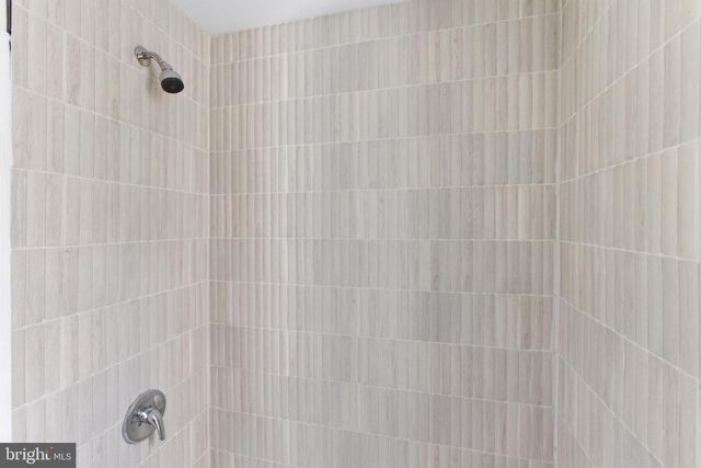 3727 N 8TH ST, Philadelphia, PA 19140