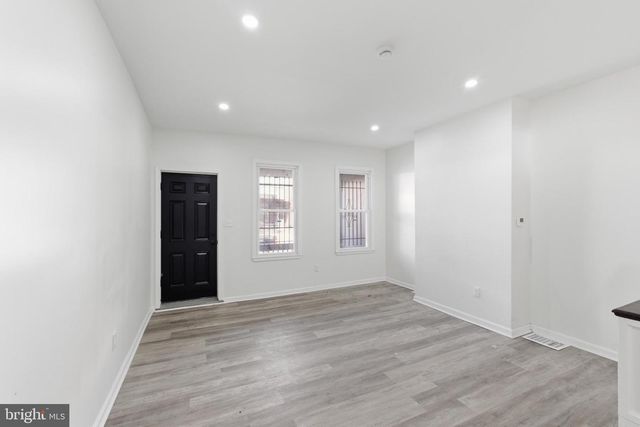 3727 N 8TH ST, Philadelphia, PA 19140