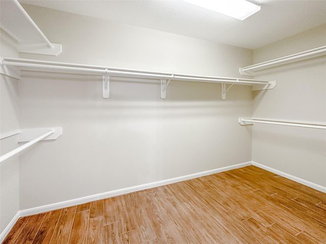 11922 Hueco Tanks Drive, Sugar Land, TX 77498