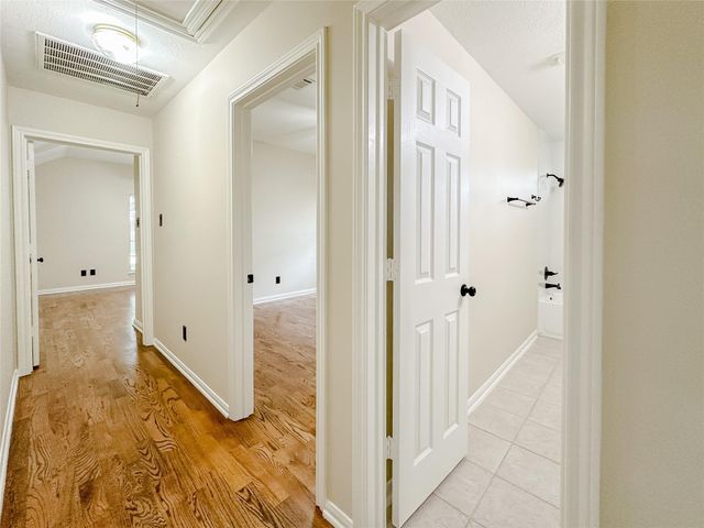 11922 Hueco Tanks Drive, Sugar Land, TX 77498