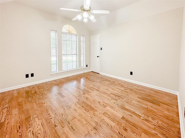 11922 Hueco Tanks Drive, Sugar Land, TX 77498