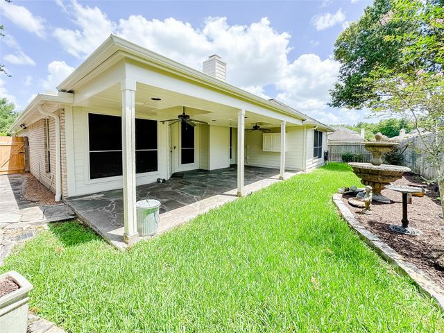 11922 Hueco Tanks Drive, Sugar Land, TX 77498