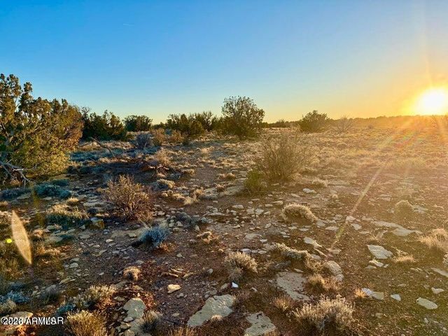 5913 DARK CANYON Drive 97, Heber, AZ 85928