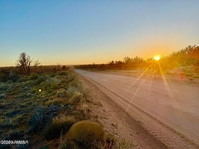 5913 DARK CANYON Drive 97, Heber, AZ 85928