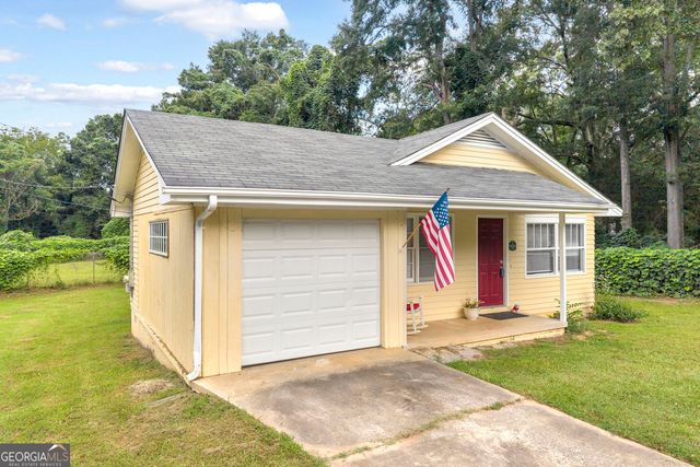514 S Broad Street, Toccoa, GA 30577