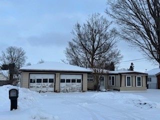 2832 E 31ST Street, Erie, PA 16510