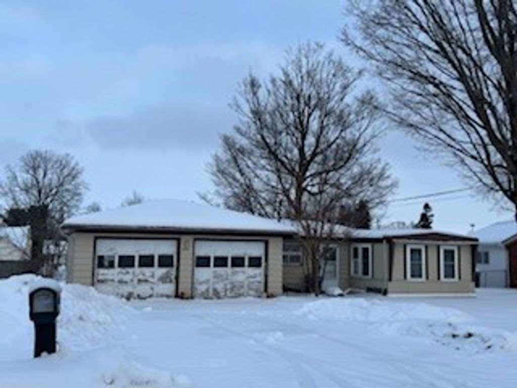 2832 E 31ST Street, Erie, PA 16510