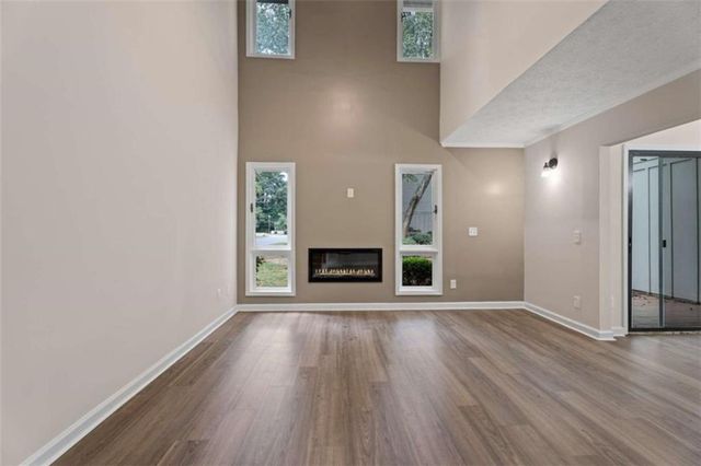 915 Cedar Creek S, Marietta, GA 30067