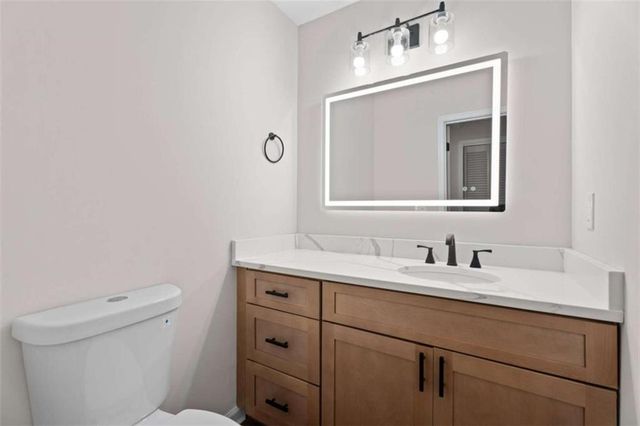 915 Cedar Creek S, Marietta, GA 30067