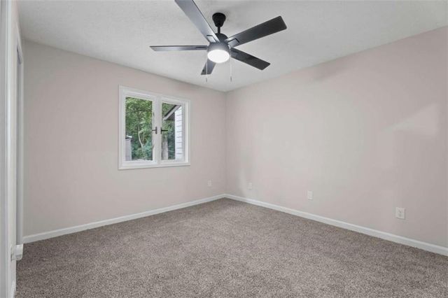 915 Cedar Creek S, Marietta, GA 30067