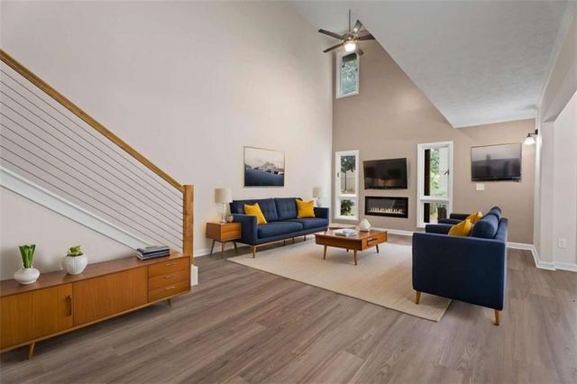 915 Cedar Creek S, Marietta, GA 30067