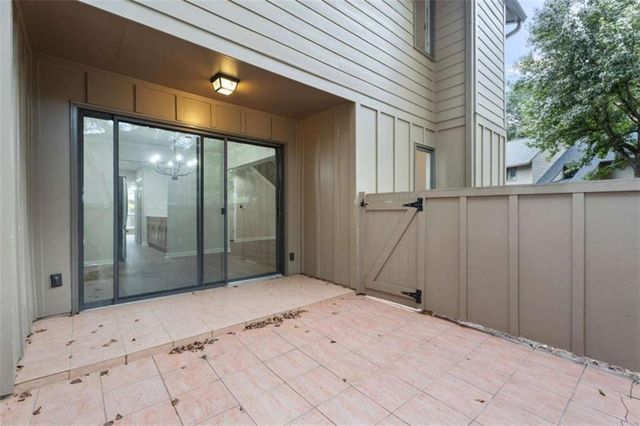 915 Cedar Creek S, Marietta, GA 30067