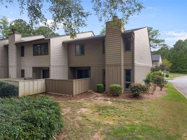915 Cedar Creek S, Marietta, GA 30067