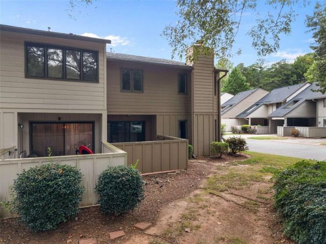 915 Cedar Creek S, Marietta, GA 30067