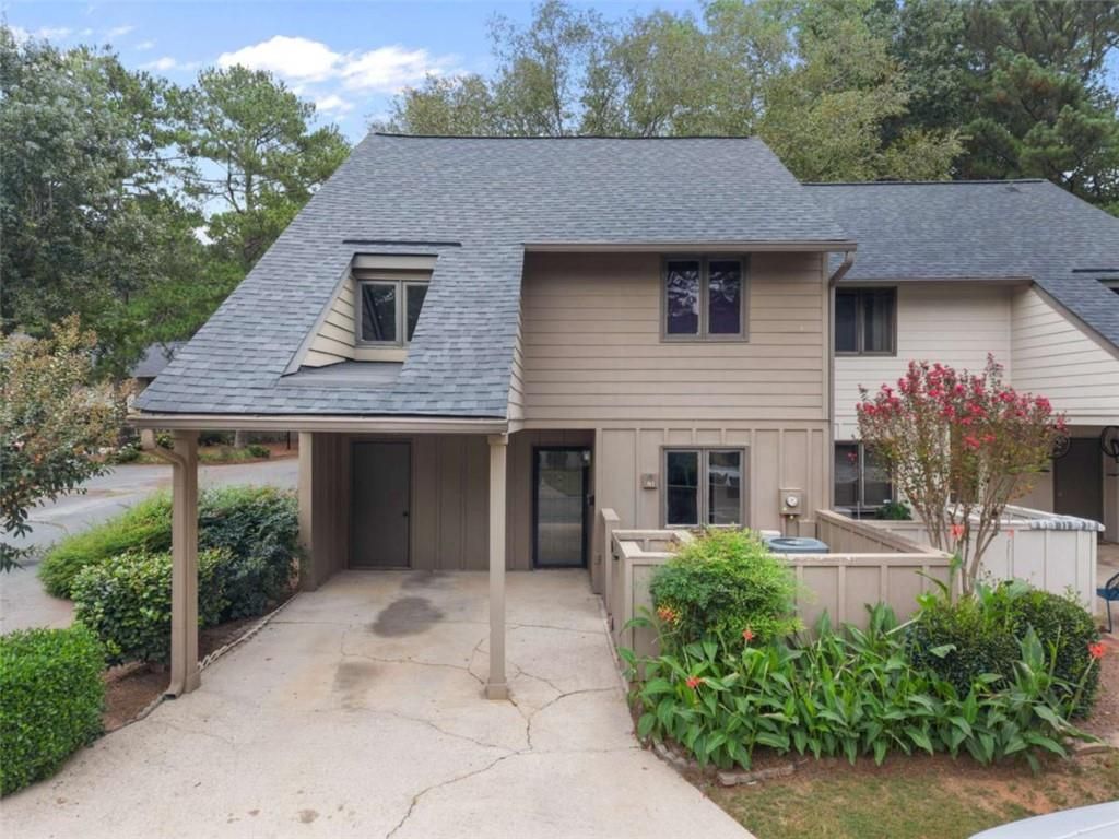915 Cedar Creek S, Marietta, GA 30067