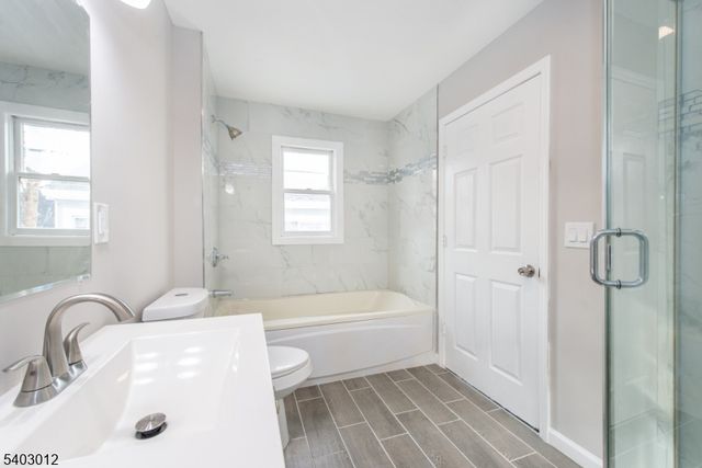 24 Argonne Ct, Teaneck Twp., NJ 07666