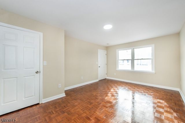 24 Argonne Ct, Teaneck Twp., NJ 07666