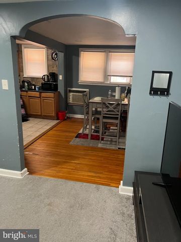 5445 MARSDEN ST, Philadelphia, PA 19124
