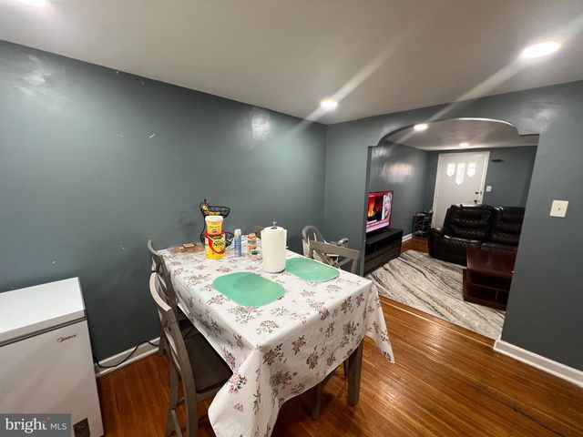 5445 MARSDEN ST, Philadelphia, PA 19124