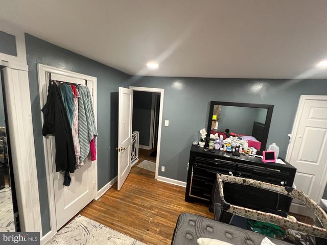 5445 MARSDEN ST, Philadelphia, PA 19124