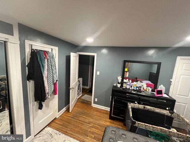 5445 MARSDEN ST, Philadelphia, PA 19124