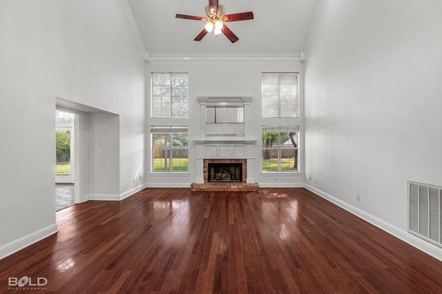 1808 Emberwood Circle, Bossier City, LA 71111