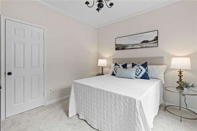 1028 Towne Lake Hills E, Woodstock, GA 30189