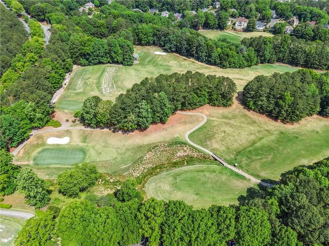 1028 Towne Lake Hills E, Woodstock, GA 30189