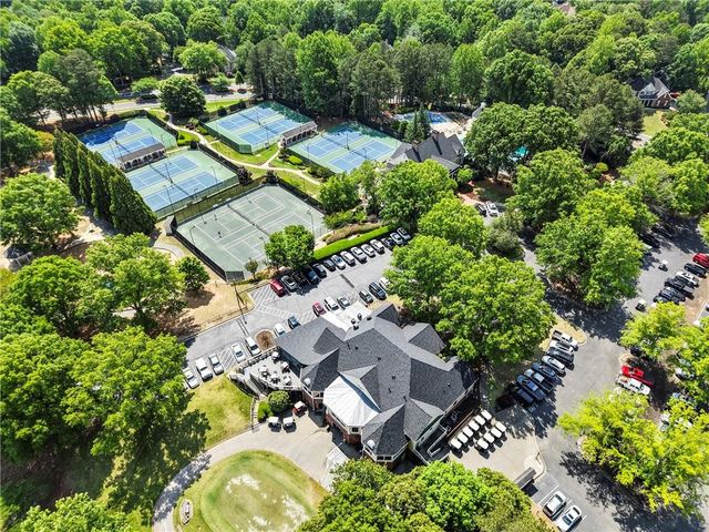 1028 Towne Lake Hills E, Woodstock, GA 30189
