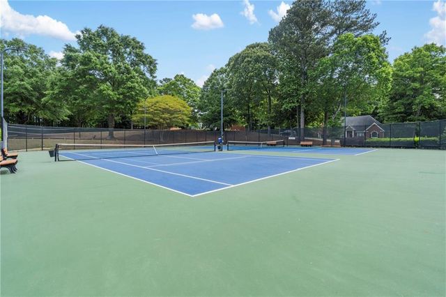 1028 Towne Lake Hills E, Woodstock, GA 30189