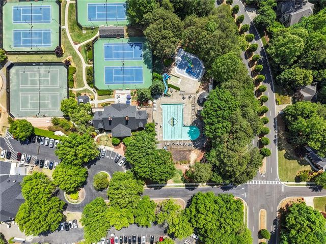 1028 Towne Lake Hills E, Woodstock, GA 30189