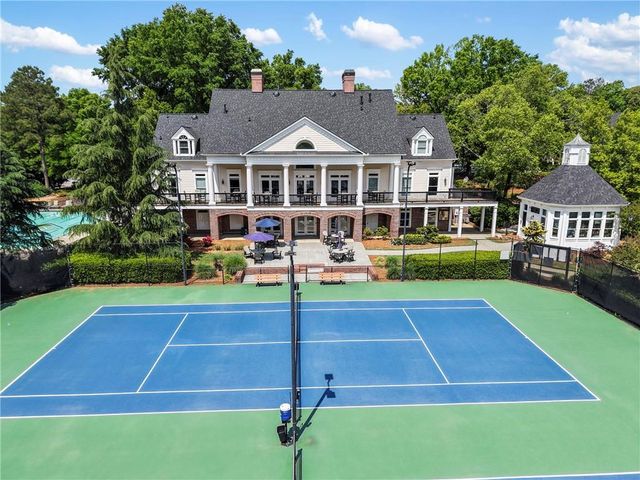 1028 Towne Lake Hills E, Woodstock, GA 30189