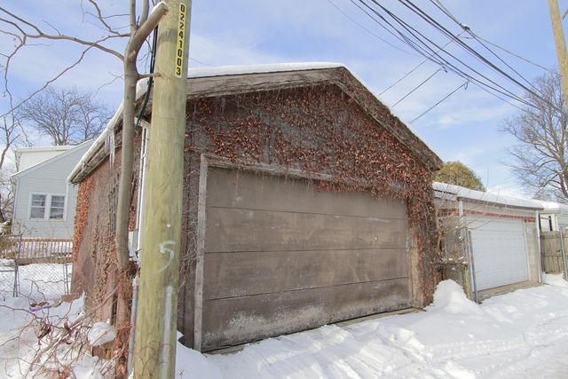 3417 N Kostner Avenue, Chicago, IL 60641